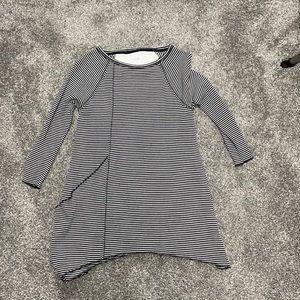 5/$25 Calvin Klein Activewear Top